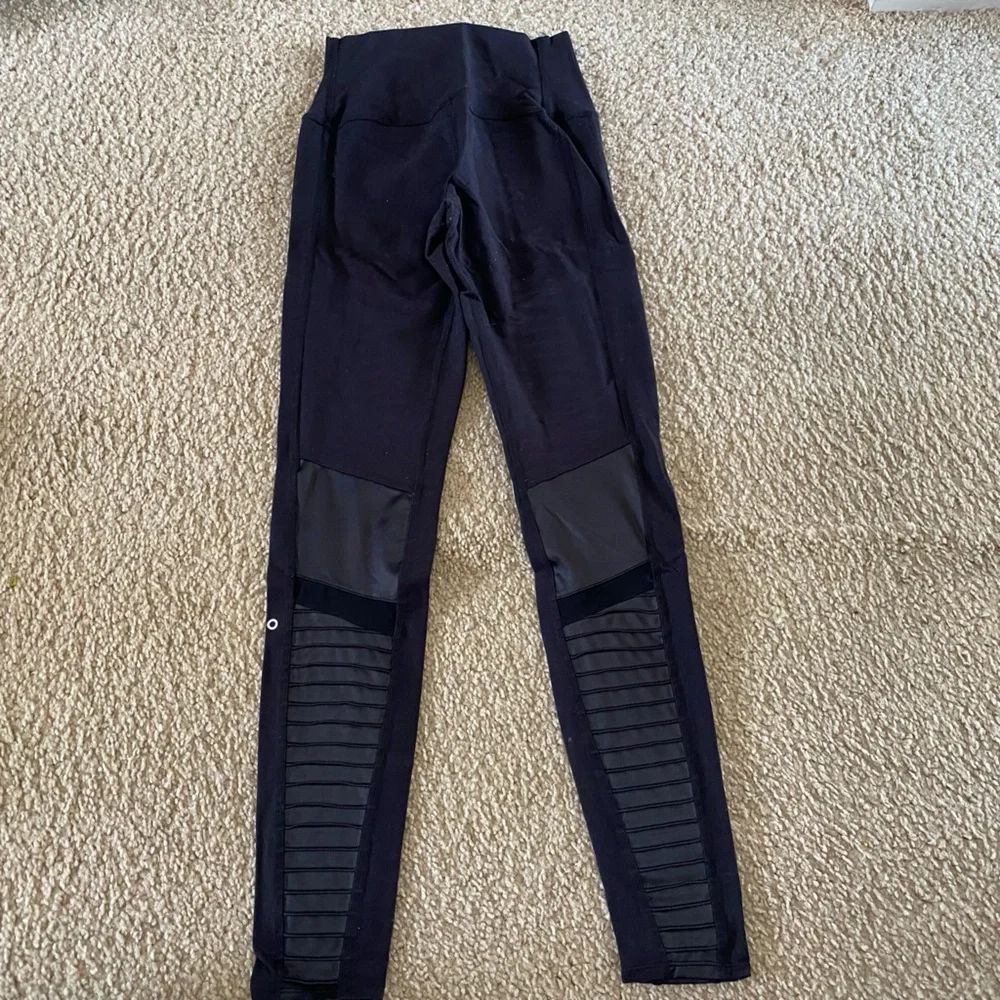Alo High-Waist Moto Legging